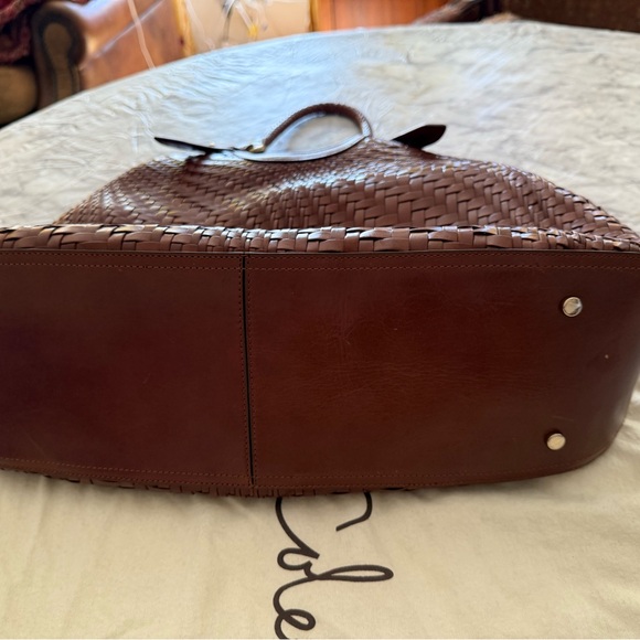 Genevieve Weave large triangle tote - Picture 7 of 12